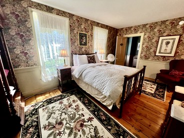 Unique Cottage with Great Surroundings in Sunderland, Vermont - Sunderland, Vermont - glamping.directory