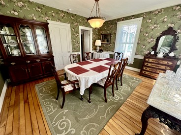 Unique Cottage with Great Surroundings in Sunderland, Vermont - Sunderland, Vermont - glamping.directory