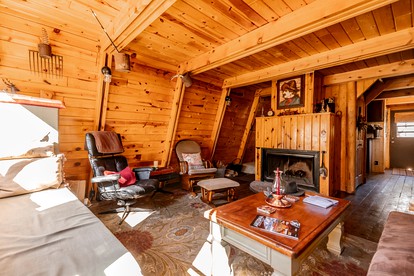 Cozy Rustic Cabin in the Prescott National Forest near Lynx Lake in Prescott, Arizona - Prescott, Arizona - glamping.directory