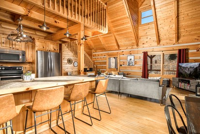 Wonderful Cabin near Boone Perfect for a Weekend Getaway in Nature - Trade, Tennessee - glamping.directory