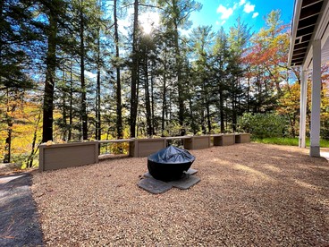 Fabulous Cottage Nestled in the Trees with River Sounds in Intervale, New Hampshire - Intervale, New Hampshire - glamping.directory