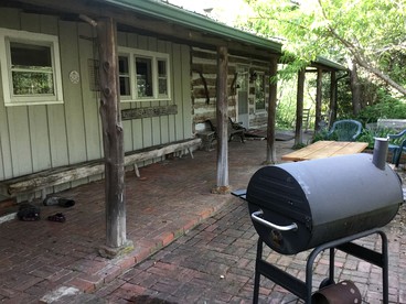 Secluded Cabin Rental near the Spectacular Ozarks of Arkansas - St. Joe, Arkansas - glamping.directory