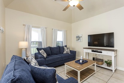 Amazing Beach House with Swimming Pool in South Padre Island, Texas - South Padre Island, Texas - glamping.directory