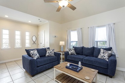 Amazing Beach House with Swimming Pool in South Padre Island, Texas - South Padre Island, Texas - glamping.directory