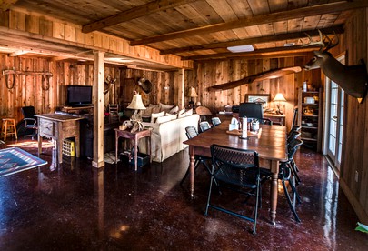 Beautiful Laakeside Cabin near Columbus - Ideal for a Glamping Getaway in Ellaville, Georgia - Ellaville, Georgia - glamping.directory