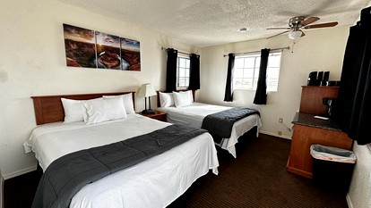 Charming Private Stay Near Outdoor Adventures & Scenic Wonders in Williams, Arizona - Williams, Arizona - glamping.directory