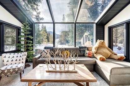 Luxury A-Frame with Hot Tub for Dreamy Vacations in Colorado - Blue River, Colorado - glamping.directory