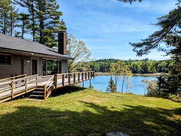 Secluded Oceanfront Cottage with Wrap-Around Deck near Acadia National Park, Sullivan, Maine - Sullivan, Maine - glamping.directory