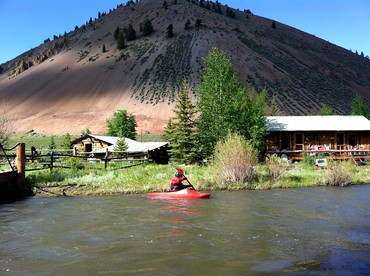 Rustic Cabin Rental with River Views for Group Getaway near Sun Valley, Idaho - Ketchum, Idaho - glamping.directory