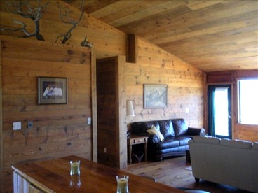 Large Cabin Rental with Breathtaking Mountain Views on Colorado Plains - Gardner, Colorado - glamping.directory
