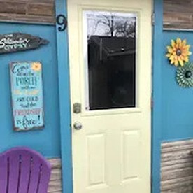 Whimsical Mermaid Retreat with Private Deck in Bacliff, Texas - Bacliff, Texas - glamping.directory