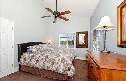 Luxurious Retreat with Views of the Gulf of Mexico in Indian Rocks, Florida - Indian Rocks Beach, Florida - glamping.directory