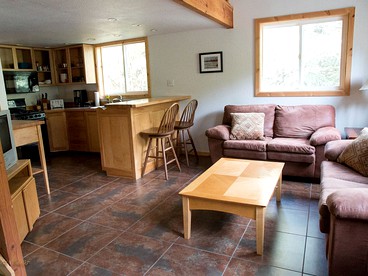 Rustic Log Cabin on the Banks of Kenai Lake, Alaska - Cooper Landing, Alaska - glamping.directory