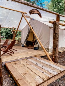Eco Friendly Safari Tent with a Creek View in Forks, Washington, near the Hoh Rainforest - Forks, Washington - glamping.directory