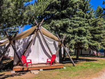 Luxury Safari Tent with Private Bathroom in Swan Valley, Idaho near Palisades Lake - glamping.directory