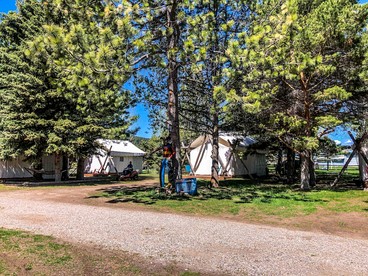 Luxury Safari Tent with Private Bathroom in Swan Valley, Idaho near Palisades Lake - Irwin, Idaho - glamping.directory