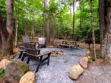 Secluded Forest Paradise: Cozy Cabin on 150 Acres in Transylvania County, NC - Transylvania County, North Carolina - glamping.directory