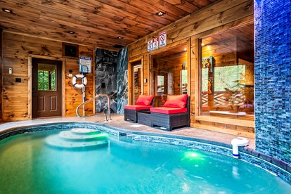 Breathtaking Mountain Cabin with Indoor Pool, Game Space and Theater Room in TN - Gatlinburg, Tennessee - glamping.directory