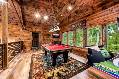 Breathtaking Mountain Cabin with Indoor Pool, Game Space and Theater Room in TN - Gatlinburg, Tennessee - glamping.directory