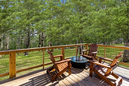 Cozy Lost River Cabin with Hot Tub, Fire Pit and Deck - Short Drive to Private Lake and Beach in Mathias, WV - Mathias, West Virginia - glamping.directory