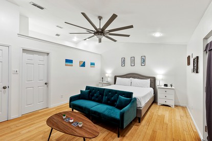 Fantastic Beach House with Barbecue in South Padre Island, Texas - South Padre Island, Texas - glamping.directory
