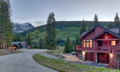 Exquisite Cabin near Breckenridge with a Hot Tub - glamping.directory