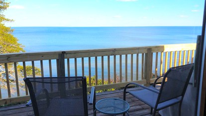 Cozy Cabin with Ocean Views near Chesapeake Beach, Maryland - Port Republic, Maryland - glamping.directory