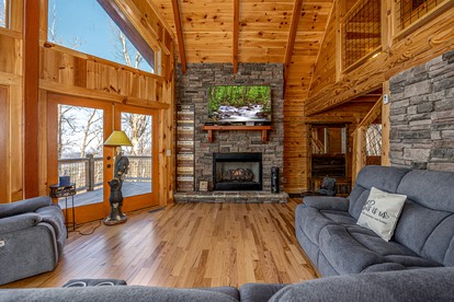 Panoramic Perfection: Luxurious Cabin with Unobstructed Views of Great Smoky Peaks! - Sevierville, Tennessee - glamping.directory