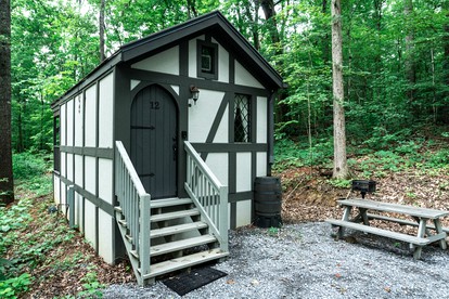 Tiny Home Cottage Near the Smokies #9 Frieda, Sevierville, TN - Sevierville, Tennessee - glamping.directory