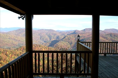 Secluded Log Cabin Rental with Views of Mount Mitchell in North Carolina - Lake Lure, North Carolina - glamping.directory