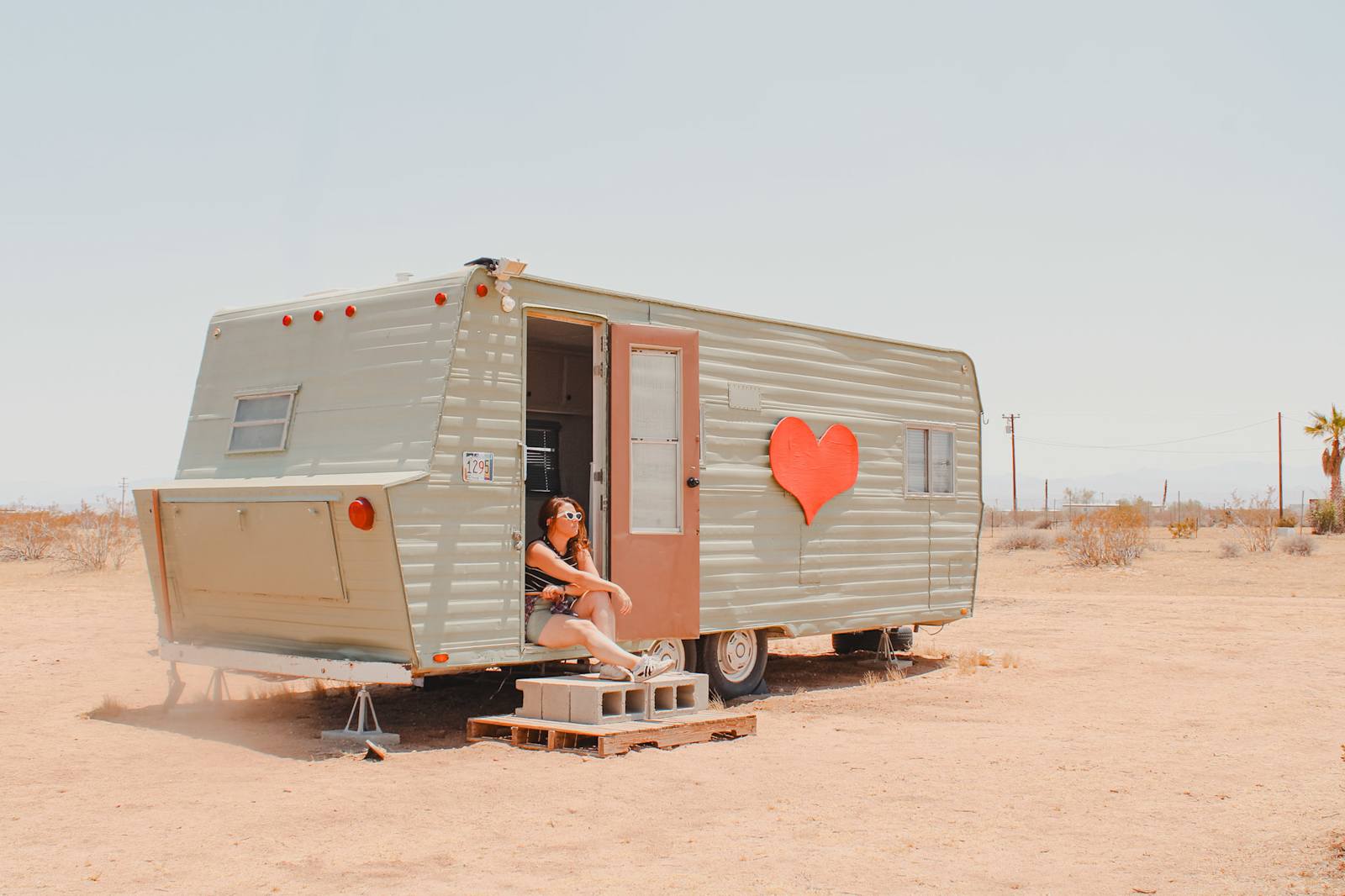 The Sunrise Sanctuary - Joshua Tree, California - glamping.directory