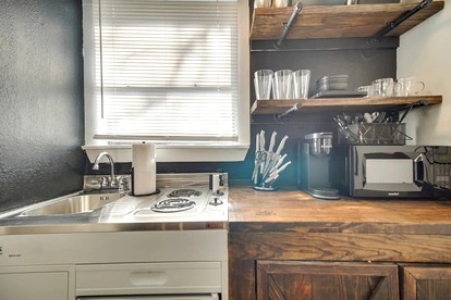 Serene Woodland Studio Retreat with Outdoor Amenities, Near Fishing, Hiking & Gentry, AR - Gentry, Arkansas - glamping.directory