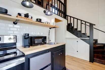 Serene Woodland Studio Retreat with Outdoor Amenities, Near Fishing, Hiking & Gentry, AR - Gentry, Arkansas - glamping.directory