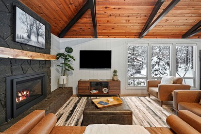 Intimate Modern Cabin Great for a Relaxing Experience in Oregon - Sunriver, Oregon - glamping.directory