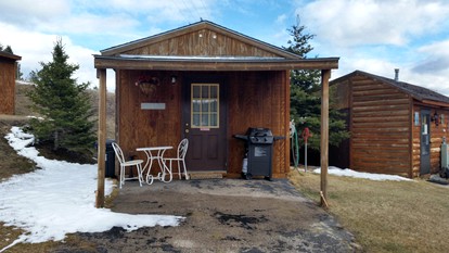 Rustic Camping Cabin Rentals with Wi-Fi near Badlands National Park, South Dakota - glamping.directory