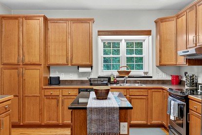 Resplendent Cabin Haven near Shenandoah River in Virginia - Luray, Virginia - glamping.directory