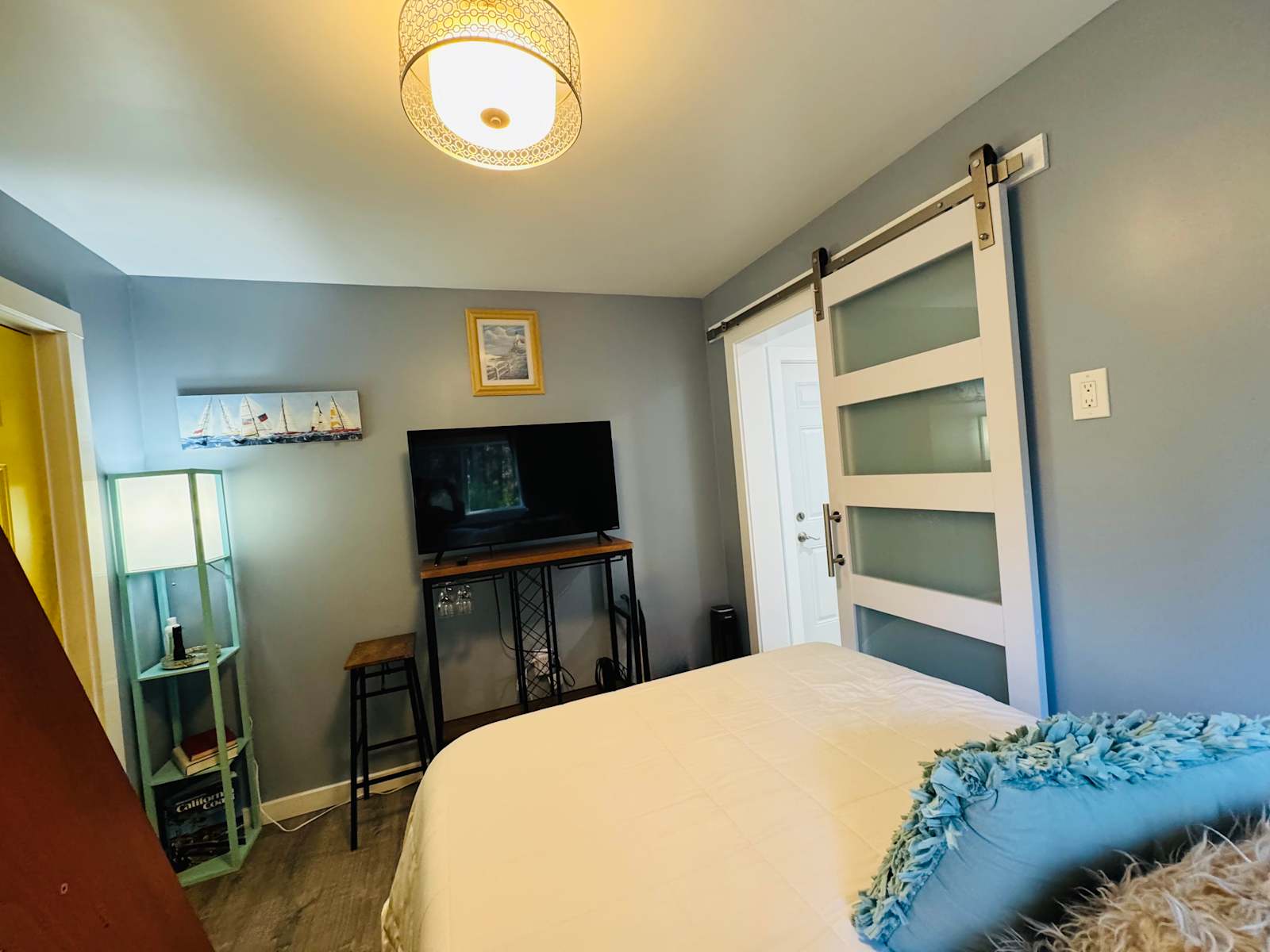 The cozy cabin - Fort Bragg, California - glamping.directory