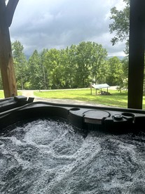 Appalachian Adventure in this Tiny Cabin near Hiawassee, Ideal for Couples' Glamping - Hayesville, North Carolina - glamping.directory