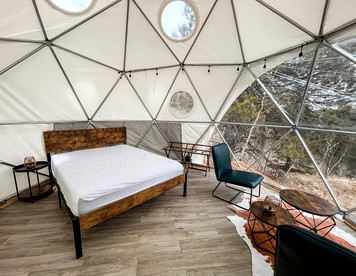 Majestic Mountain Majesty: Experience Colorado's Beauty from This Dome Paradise - Victor, Colorado - glamping.directory