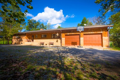 Secluded Cabin Rental for a Large Group Getaway on the Shenandoah River near Luray, Virginia - glamping.directory