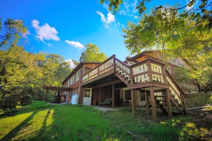 Secluded Cabin Rental for a Large Group Getaway on the Shenandoah River near Luray, Virginia - Luray, Virginia - glamping.directory
