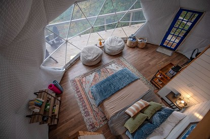 Off-Grid Dome with Private Hot-Tub and Spectacular Sunrise Views in Tennessee - Altamont, Tennessee - glamping.directory