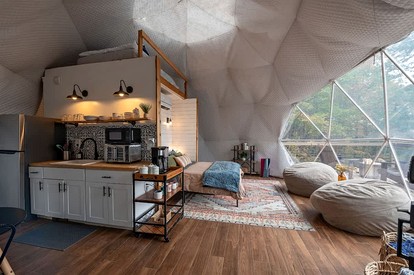 Off-Grid Dome with Private Hot-Tub and Spectacular Sunrise Views in Tennessee - Altamont, Tennessee - glamping.directory