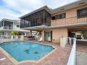 Incredible Beach Cottage Rental with Heated Swimming Pool in Islamorada, Florida - glamping.directory