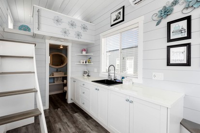 Escape in Style: Fully Equipped Modern Tiny House in Apple Valley, Utah - Apple Valley, Utah - glamping.directory
