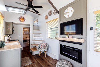 Escape in Style: Fully Equipped Modern Tiny House in Apple Valley, Utah - Apple Valley, Utah - glamping.directory