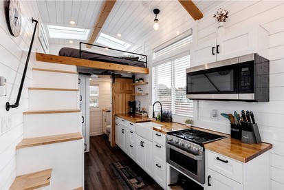 Escape in Style: Fully Equipped Modern Tiny House in Apple Valley, Utah - Apple Valley, Utah - glamping.directory