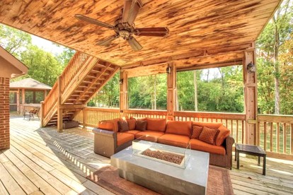 Luxurious and Spacious Rental in Avon for an Amazing Vacation in Indiana - Avon, Indiana - glamping.directory