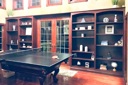 Luxurious and Spacious Rental in Avon for an Amazing Vacation in Indiana - Avon, Indiana - glamping.directory