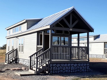 Modern Glamping Escape with Scenic Views & Peaceful Setting in Williams, Arizona - glamping.directory